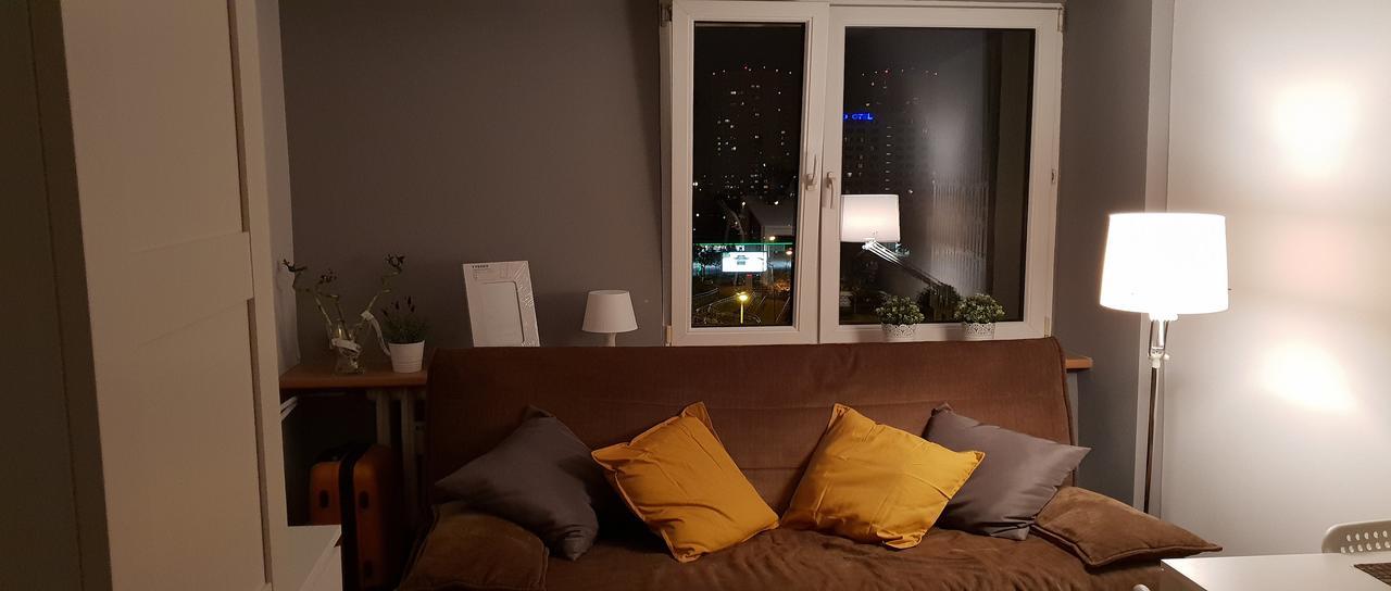 Kfip Apart Spodek 300M Three Apartment Катовице Екстериор снимка